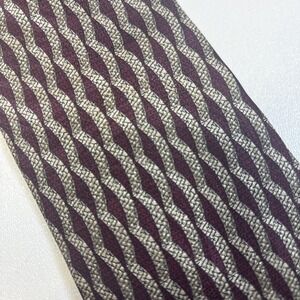 Astratto Men's Silk Tie 57x4 Red and‎ Gold Geometric Good Holiday Tie